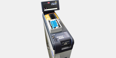 バス、電車の車内でチャージ